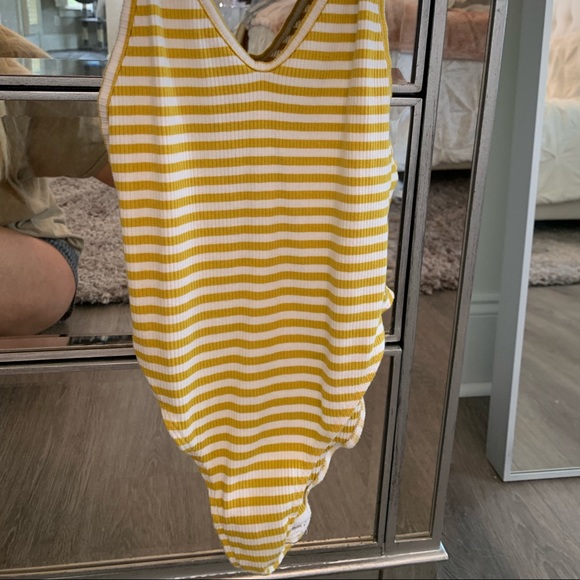 Striped bodysuit - Picture 2 of 3